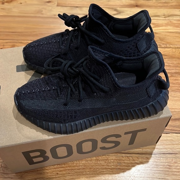 Yeezy Shoes - Yeezy 350 V2